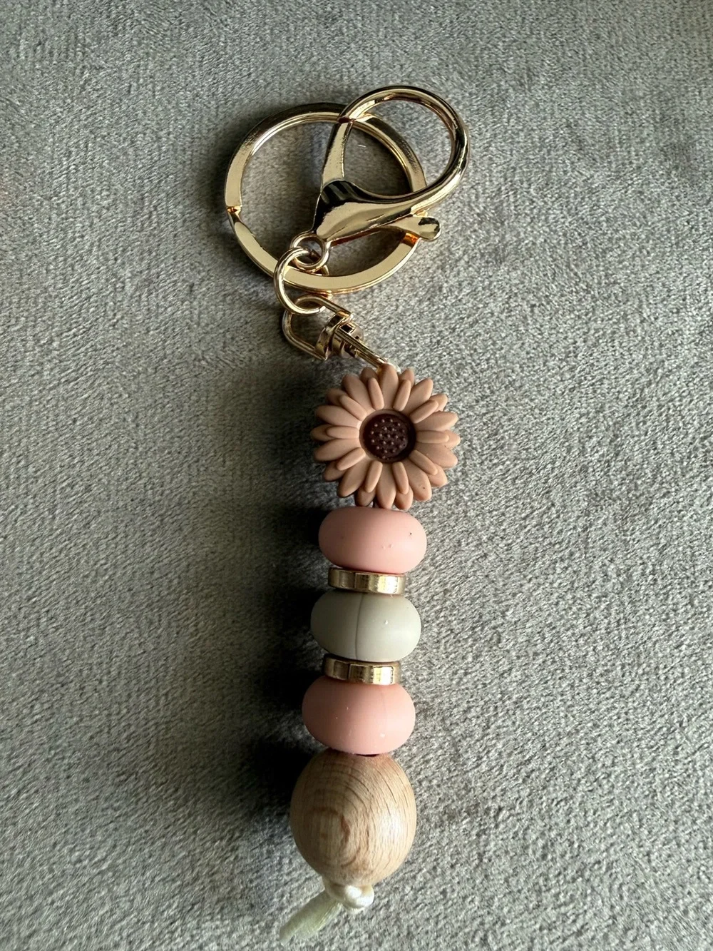Gold Metal and Blush Bead Sunflower Keychain